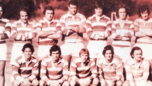 Stancanelli y De Sanctis en 1973 con la camiseta de Old Resian