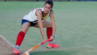 Ante la ausencia de Valentina Bisconti, Agustina asumió la capitanía