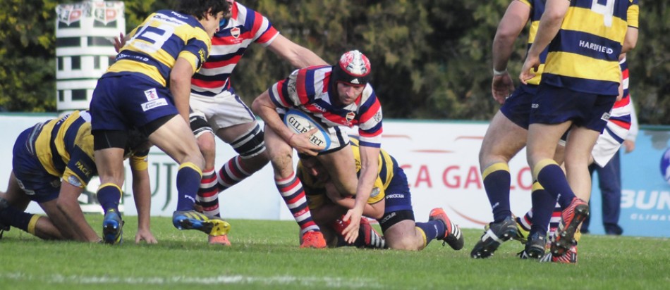 Francisco Cuneo marcó un try ante los mens sanas en 2015